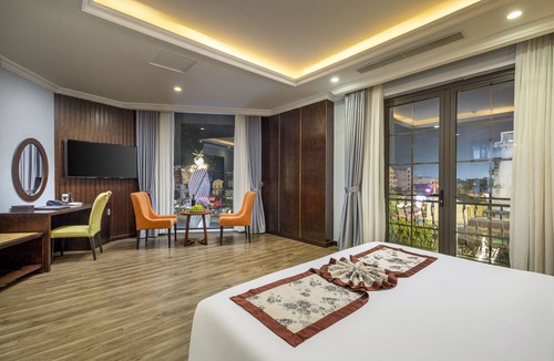 Mong Cai Hotel | Móng Cái Place