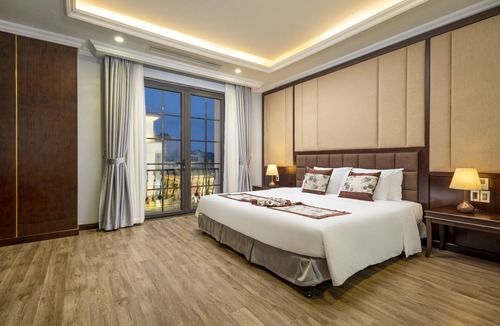 Mong Cai Hotel | Móng Cái Place