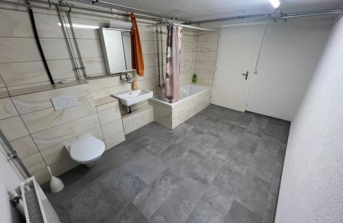 Fulenbach Apartment | Möblierte Studiowohnung 65 m2 Wohnfläche mit Kostenlosen Endreinigung