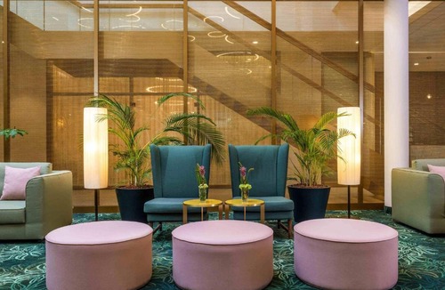 Stuttgart Hotel | MÖVENPICK Hotel Stuttgart Messe & Congress