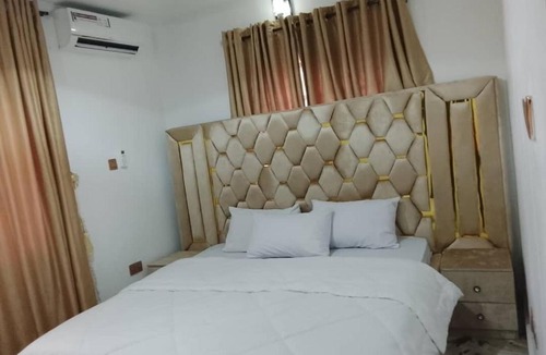 Okpanam Apartment | M&M properties