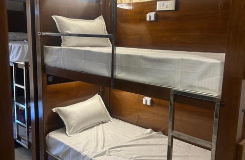 Yeshwanthpur Hotel | M S Comforts