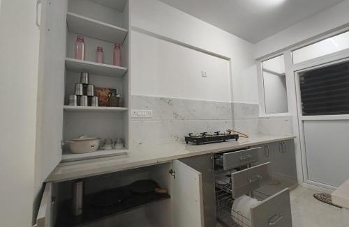 Agara Apartment | M's Cozy Unwind - Daisy