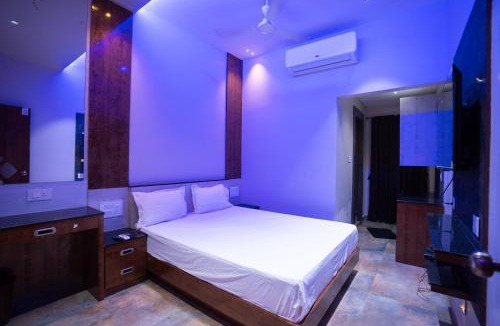 Mylapore Tiruvallikk Hotel | M S RESIDENCY