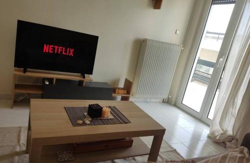 Argyroupoli Apartment | M.V Apartment