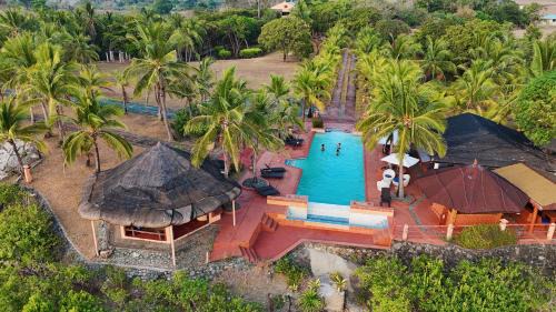 Looc Bed & Breakfast | M Villa’s Farm Resort