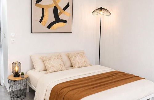 Annemasse Apartment | M012 Marquer joli studio
