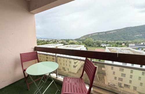 Annemasse Apartment | M126 Superbe t4 spacieux et lumineux