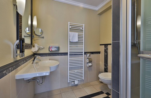 Riol Hotel | M13 Hotel