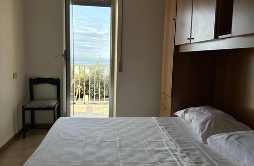 Marcelli Apartment | M177 - Marcelli, two-room apartment in the center and facing the sea