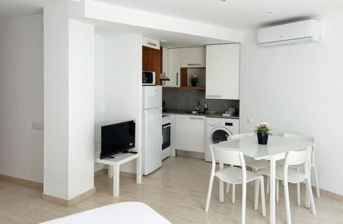 Terrassa Apartment | M2 Apartament cèntric