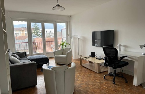 Annemasse Apartment | M57 Marquer T3 proche du tram