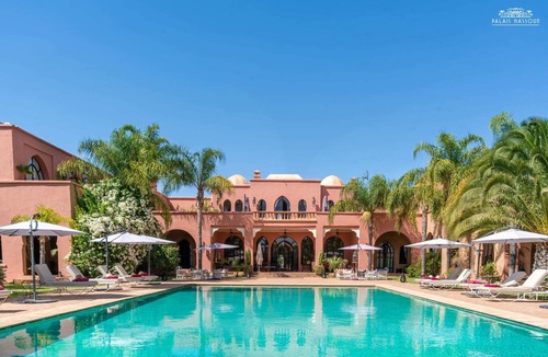 Oulad Hassoune Villa | Oriental Palace in a beautiful 2 hectares oasis in the Marrakech countryside
