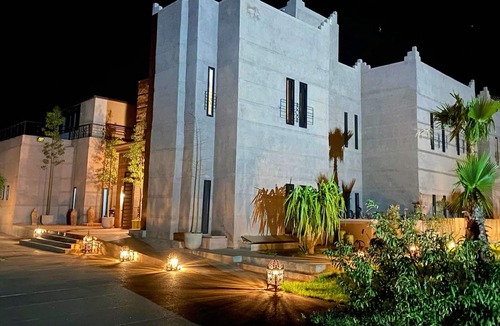 Oulad Hassoune Villa | Homerez - Large villa for 20 pers. with swimming pool in Center Commune Ouled Hassoune