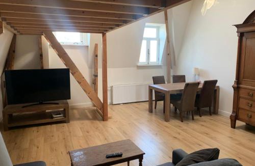 Kop van Zuid Apartment | Maaskade Penthouse