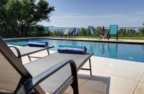 Pyrgos Psilonerou Villa | Mabech Villa