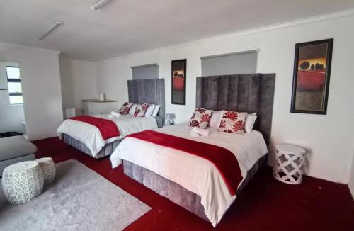 Kloof Cabin | Mabee's Place