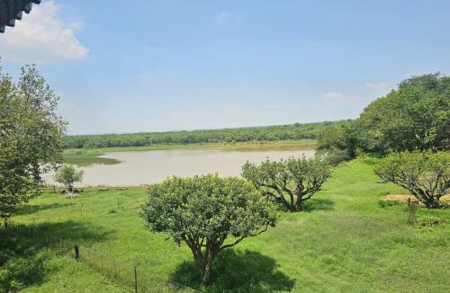 Kgetlengrivier Cabin | Mabheleni Camping Lodge
