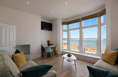 Margate Old Town Apartment | Macatsim Seaview Sunset