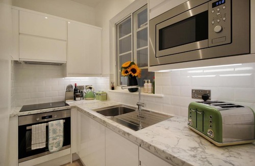 Margate Old Town Apartment | Macatsim Seaview Sunset