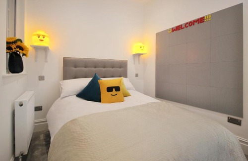 Margate Old Town Apartment | Macatsim Seaview Sunset