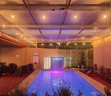 Ciudad Cortes Bed & Breakfast | Macaws Villa