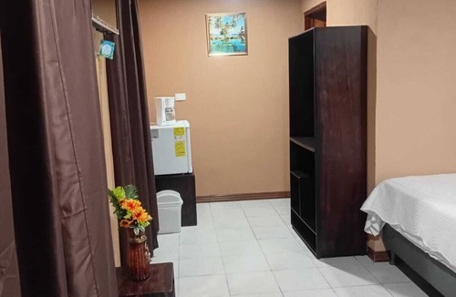Ciudad Cortes Hotel | Macaws Villa