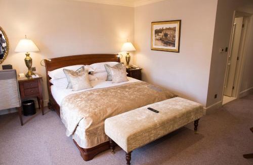 Marlow Hotel | Macdonald Compleat Angler