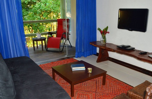 Garca Torta House | Maceió /House with 2 bedrooms and swimming pool on the balcony at Villas do Pratagy Resort