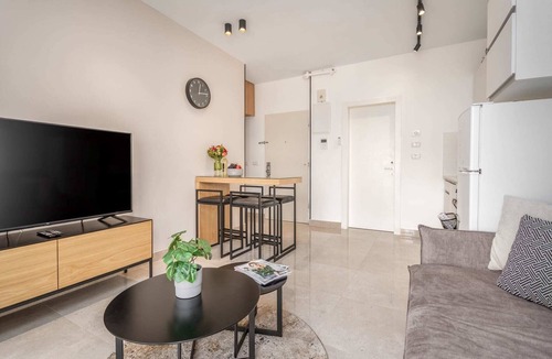 Nachlaot Apartment | Machane Yehuda 10 - One Bedroom Apartment, Sleeps 4