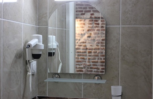 Ayvalik City Center Hotel | Macide Hanim Konagi