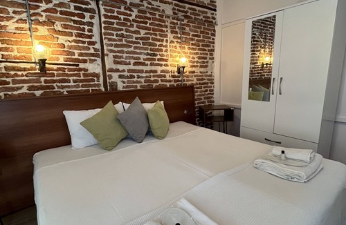 Ayvalik City Center Hotel | Macide Hanim Konagi