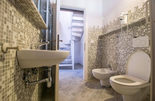 Cecina Apartment | Macine, Extra large three-room terraced house