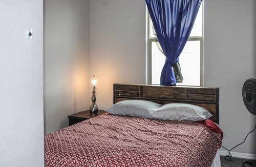 Maryvale House | Mackenzie - Private BR w-Shared Bathroom