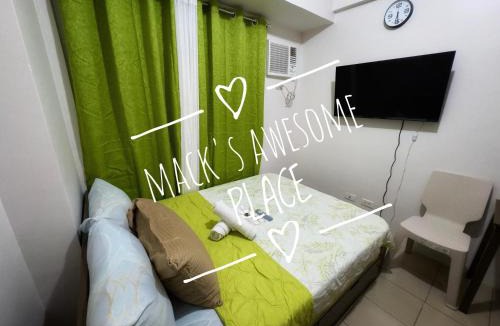 Highway Hills Hostel | Macks Awesome 07 Fast Wifi Premium Netflix