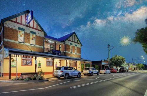 Maclean Hotel | Maclean Hotel