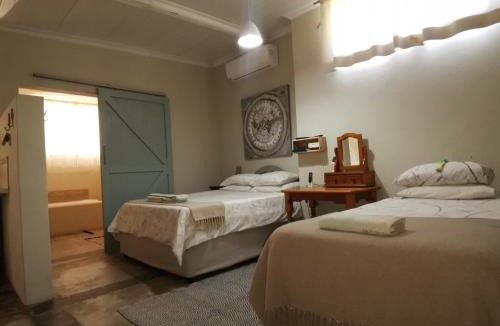 Nelspruit House | MacNut Bed and Breakfast