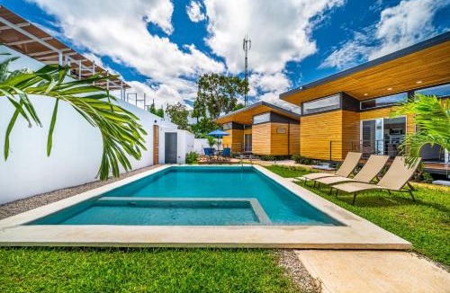 Coco Hotel | Macondo Ecolodge Guaria Morada - Estrella de Fuego