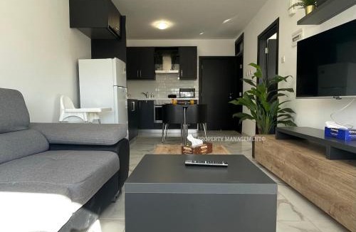 Kapparis Apartment | Mad beach