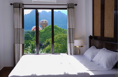 Vang Vieng Hostel | Mad Monkey Vang Vieng