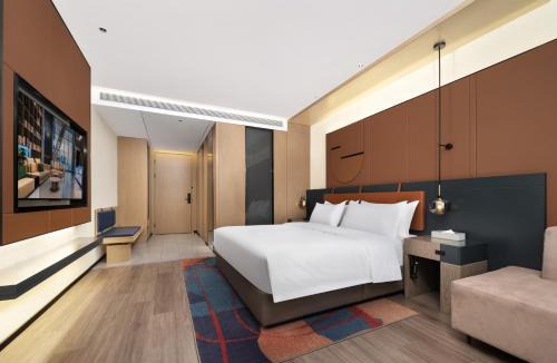 Huayuan Road Area Hotel | Madison Hotel Zhengzhou Jinshui International Trade 360