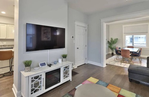 Roselawn Finance House | Madisonvilla - 3BR/2BA, Sleeps up to 6+3 KING beds