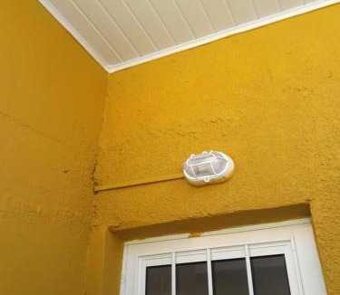 Euzebio Izabelino Bermudez House | Madreselva