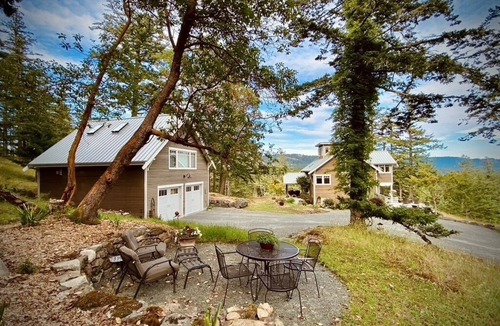 Deer Harbor Apartment | Madrona Suite - Spring/Summer on Orcas Island- rest where sea meets stillness