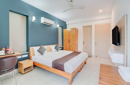 Sector 39 Hotel | Madstays Hotel - Medicity Near Medanta Hospital