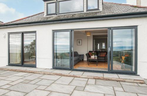 Rhyd-y-clafdy House | Maes Teg