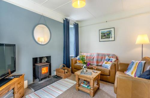 Pentregat House | Maesybryn