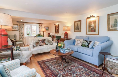Hook Norton Cottage | MAGDALEN COTTAGE, family friendly, with a garden in Hook Norton