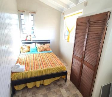 Roseau Hotel | Mage B&B 1