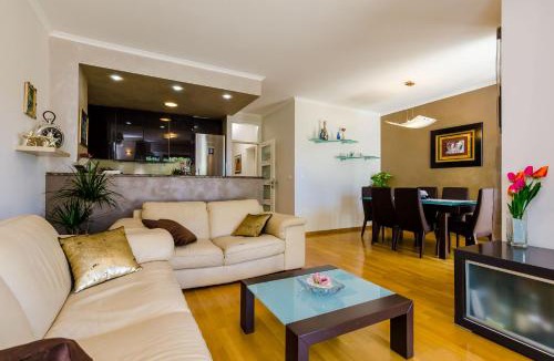 Montovjerna Apartment | Magellan Deluxe Two